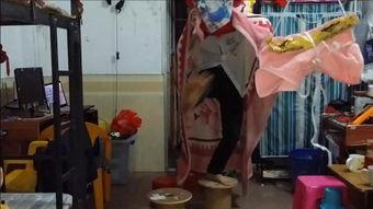 寝室搞笑吃瓜视频,笑料横飞,欢乐无限